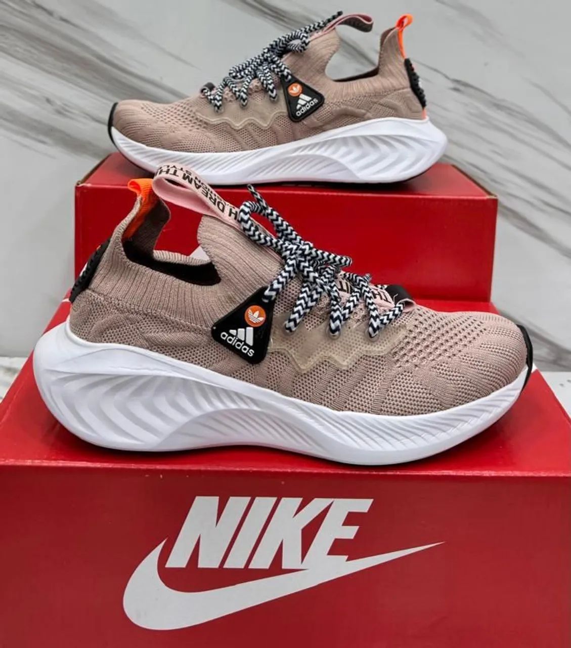 Adidas - linha Premium  - Foto 3