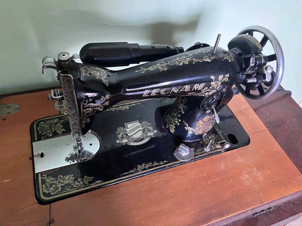 Máquina de Costura Leonam - Foto 4