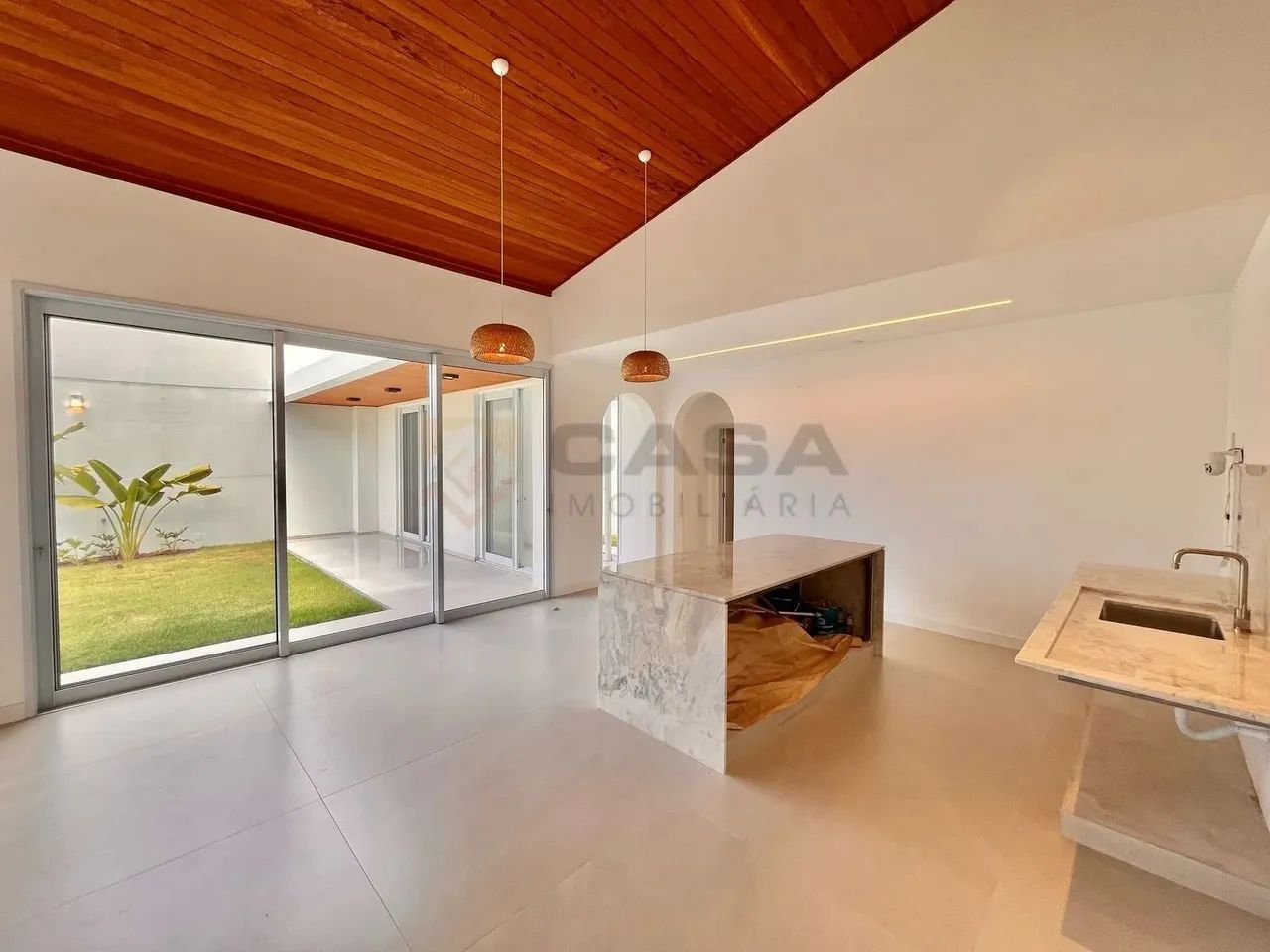 Oportunidade no Alphaville Jacuhy-Incrível casa alto padrão c/ 4Q sendo 3 suítes - Foto 3