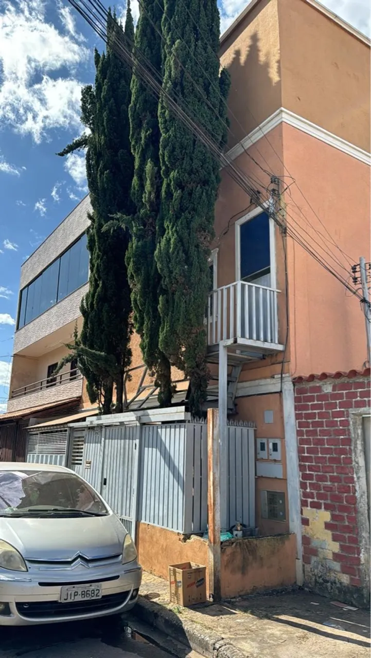 Casa com piscina aceito carro