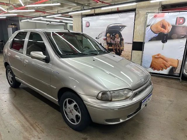 Fiat Palio EDX 1.0 500 anos 4 portas. Impecavel.