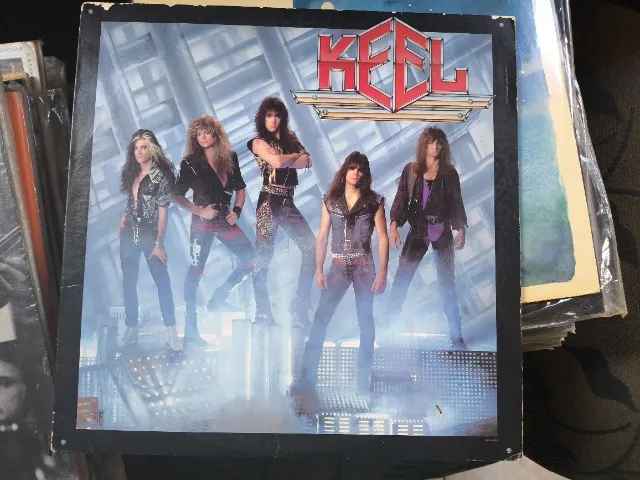 LP Keel em Ótimo Estado - Aproveite