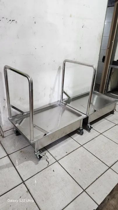 Carrinho transportador inox
