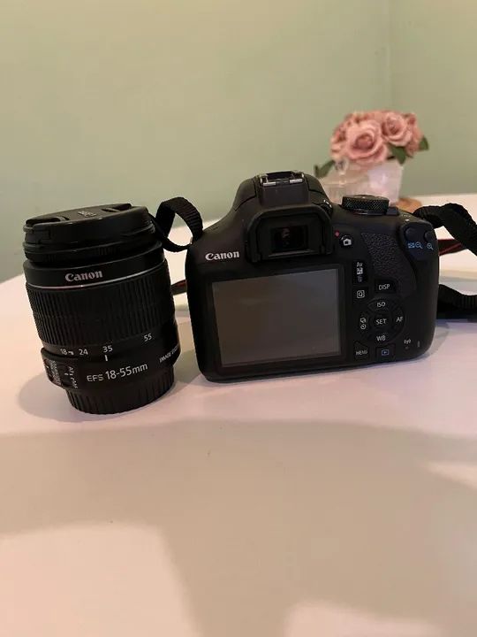 CANON EOS REBEL T7 + lente e acessórios - Kit Completo, Quase Nova (Usada Apenas 2 Vezes)! - Foto 5