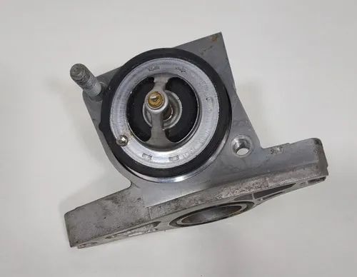 Carcaça Válvula Termostática Hyundai Hb20 1.0 3cc 2013 2019 - Foto 3