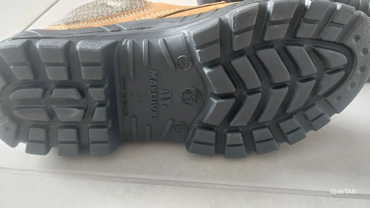 Bota marluvas  tamanho 4364313446622850124