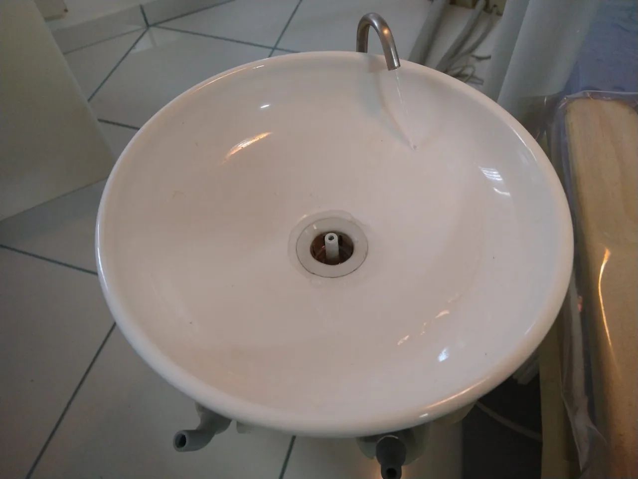 Cadeira Odontológica Usada Baixou R$4999,00 - Foto 4