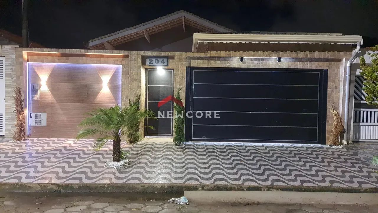 Casa em Avenida São Romerio - Caiçara - Praia Grande/SP
