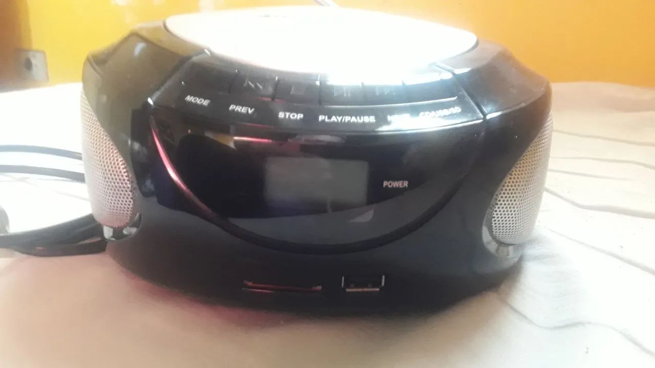 Aparelho de Som Portátil com CD/USB/SD