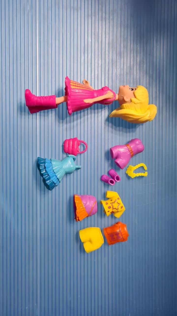 Boneca  polly pocket com Roupas e Acessórios - Foto 3
