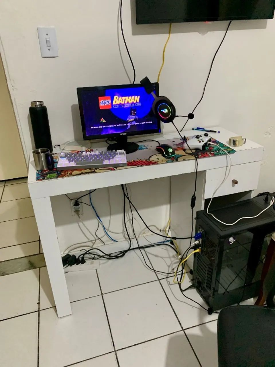 Mesa de computador + cadeira64176428429187122