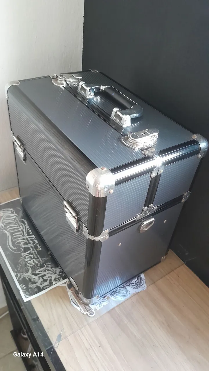 Maleta para maquiagem e acessórios