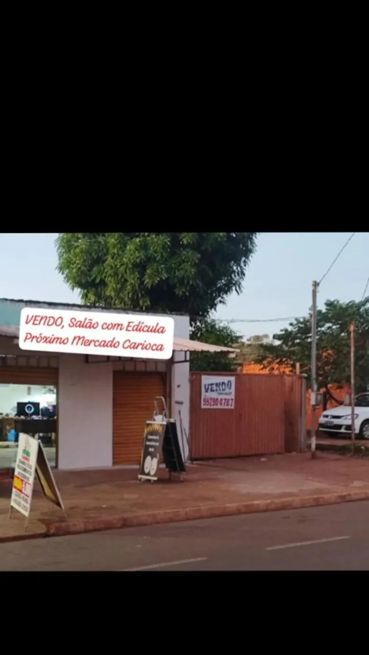 Salão comercial com edicula