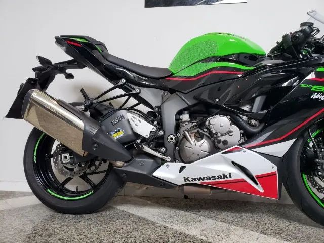 Kawasaki Zx-6r 636cc 2021 - 1417216201 | OLX
