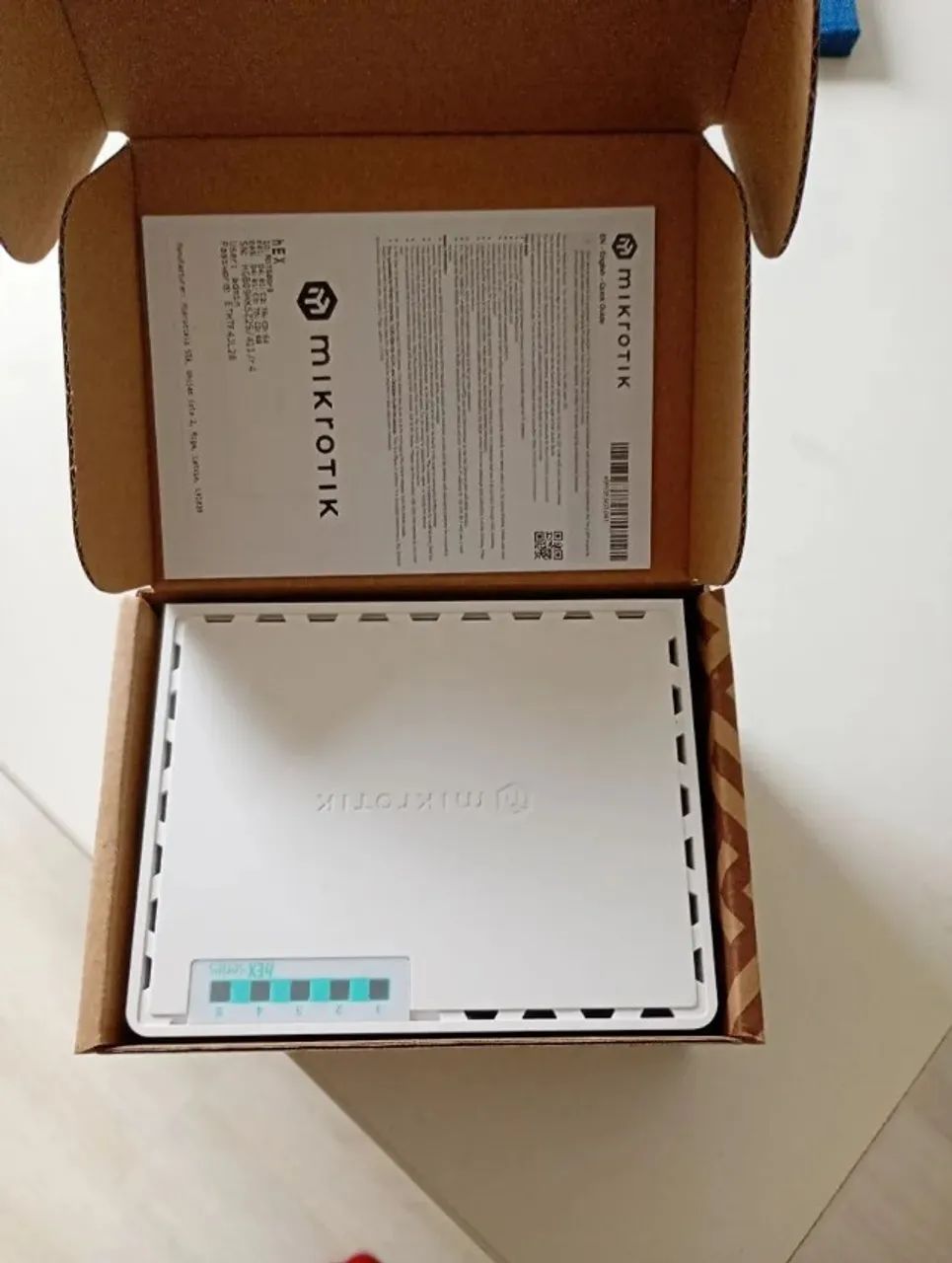 Roteador Mikrotik RB750gr3 -- Novo !!!