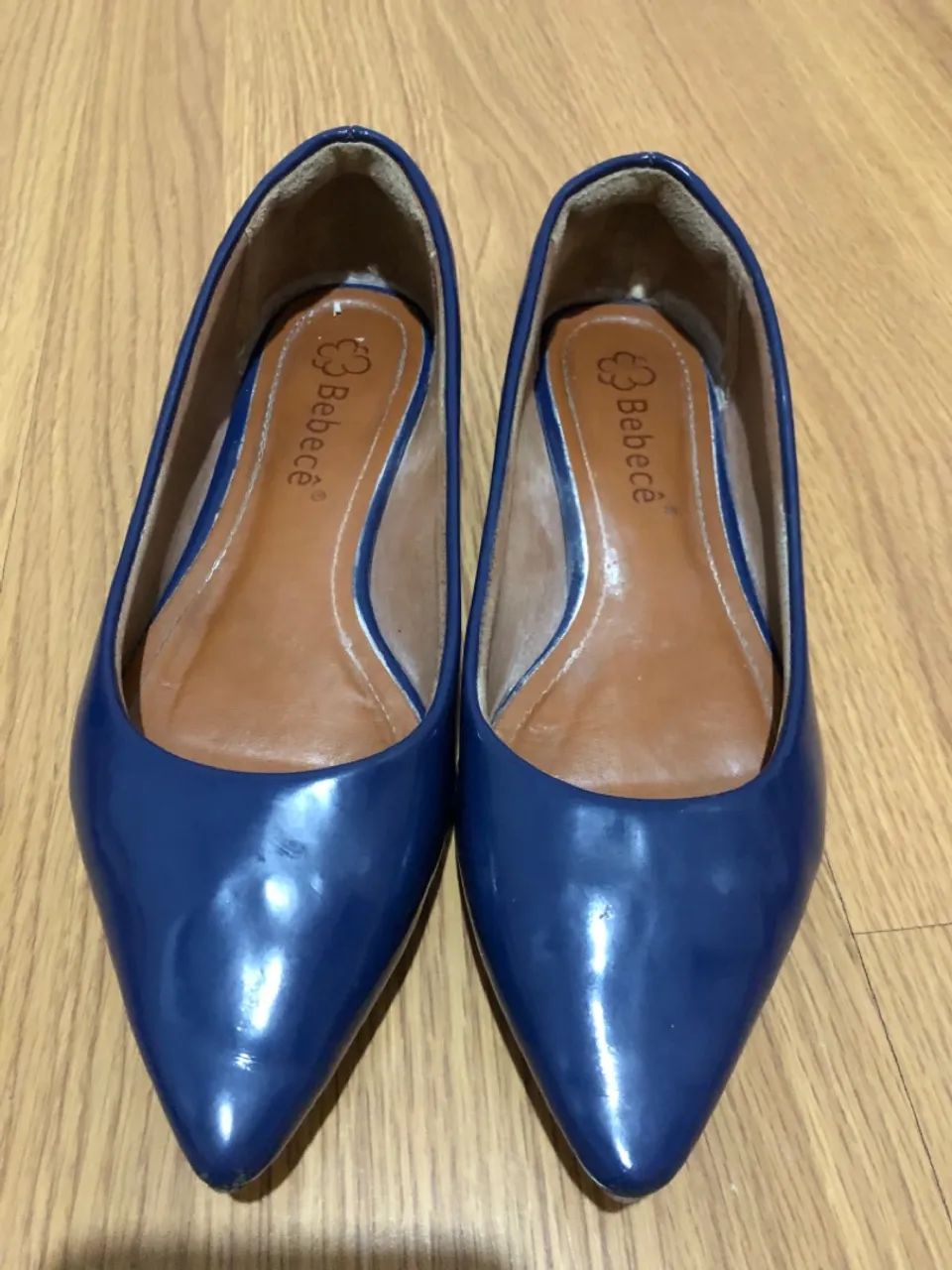Sapatilha verniz azul, marca Bebecê, pouco usada. Número 35
