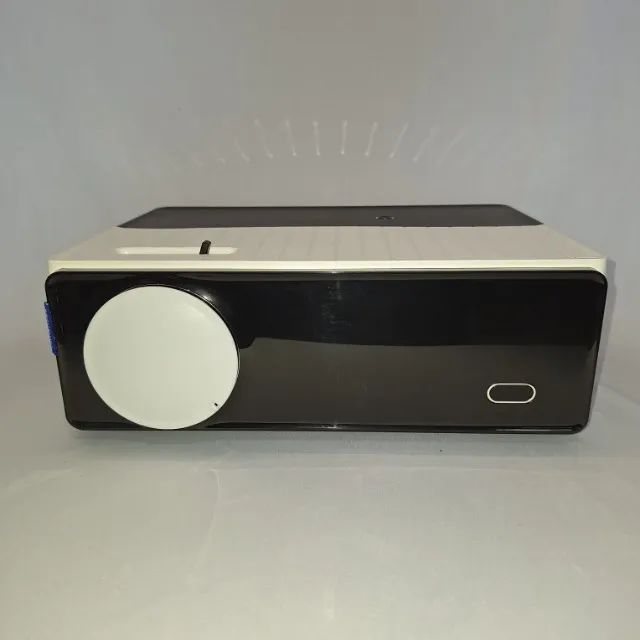 PROJETOR D5000 TURBO VIVIBRIGHT + CASE CINZA 