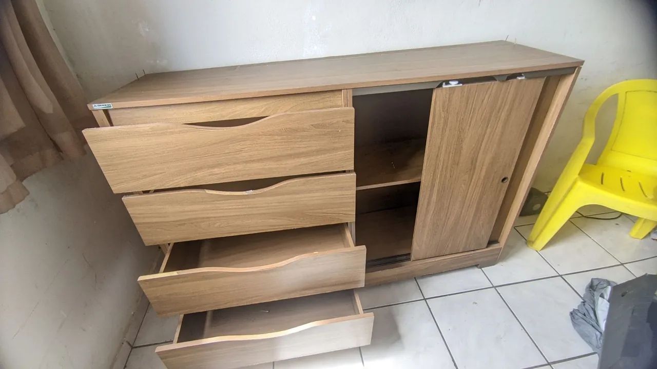 Cômoda usada com avarias (empenada) - Foto 5