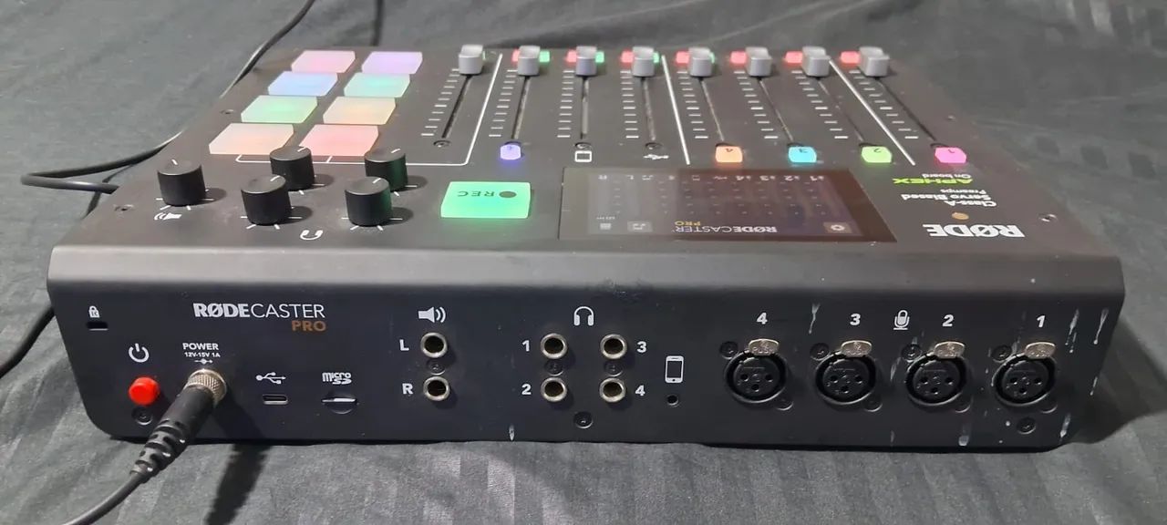 Mesa de Som Rode Caster PRO  - Foto 4
