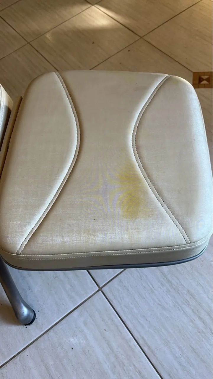 Cadeiras de maquiagem e mocho - Foto 4