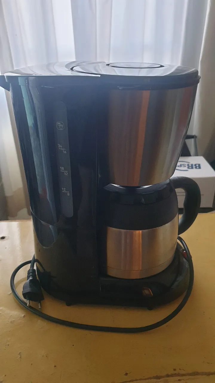 Cafeteira Elétrica