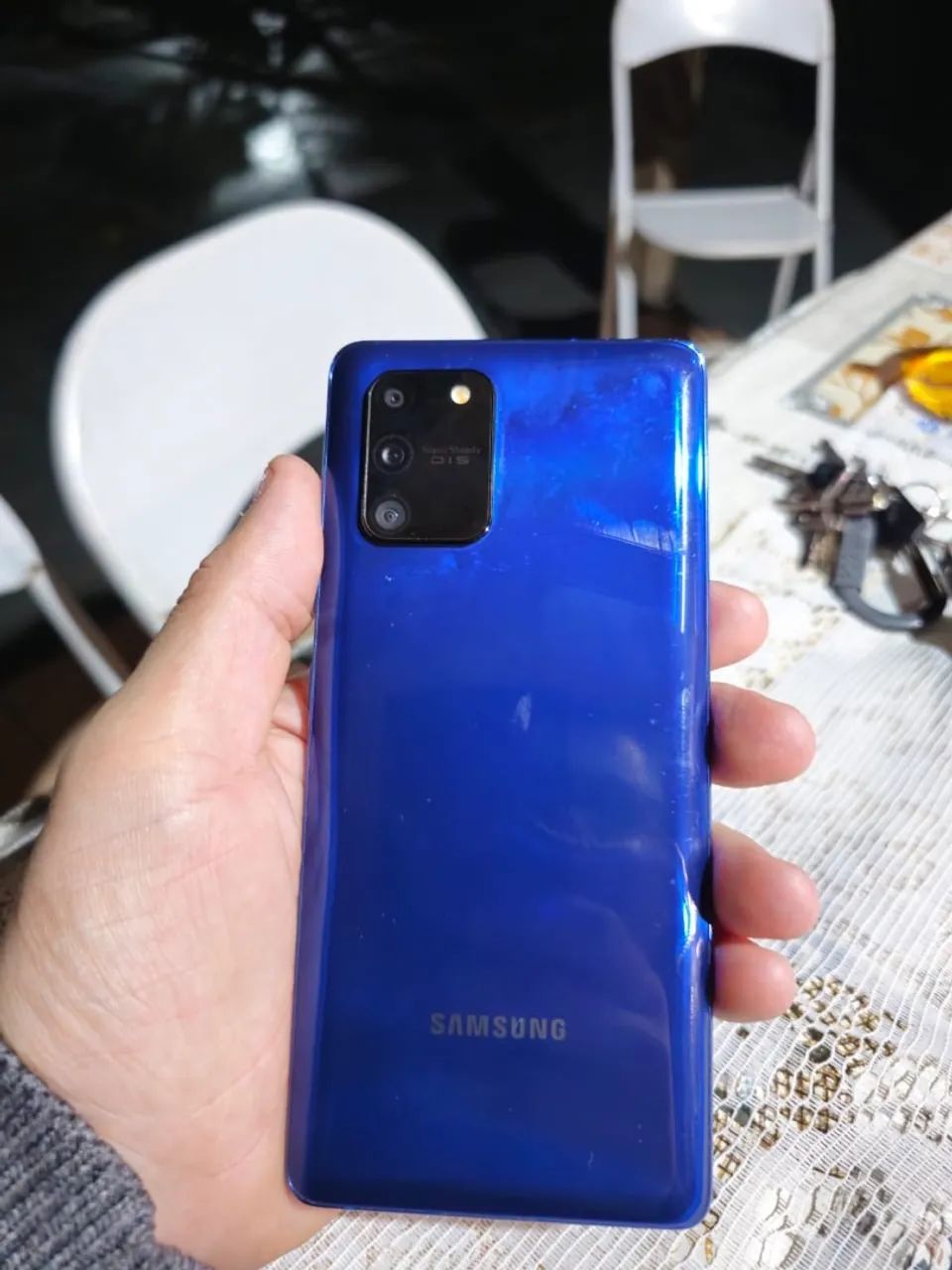 SAMSUNG S10 LITE COM LISTRAS NA TELA  - Foto 2