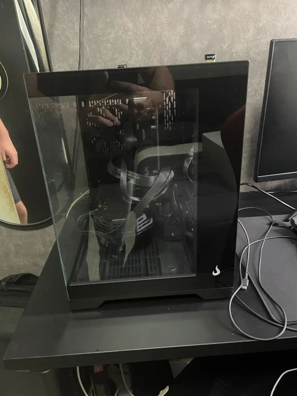 PC Gamer Ryzen 5 4500 + Monitor Curvo 23.6 180Hz - Semi novo (menos de 1 ano) - Foto 4