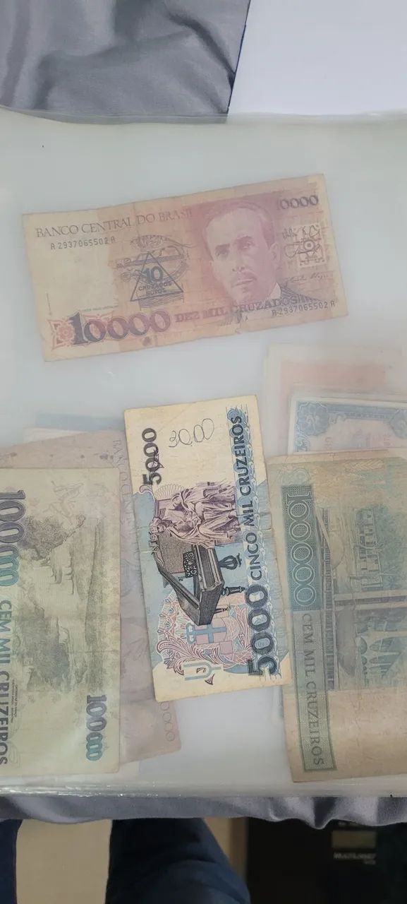 Cédula antiga 100000 cruzeiros - Beija Flor - Foto 2