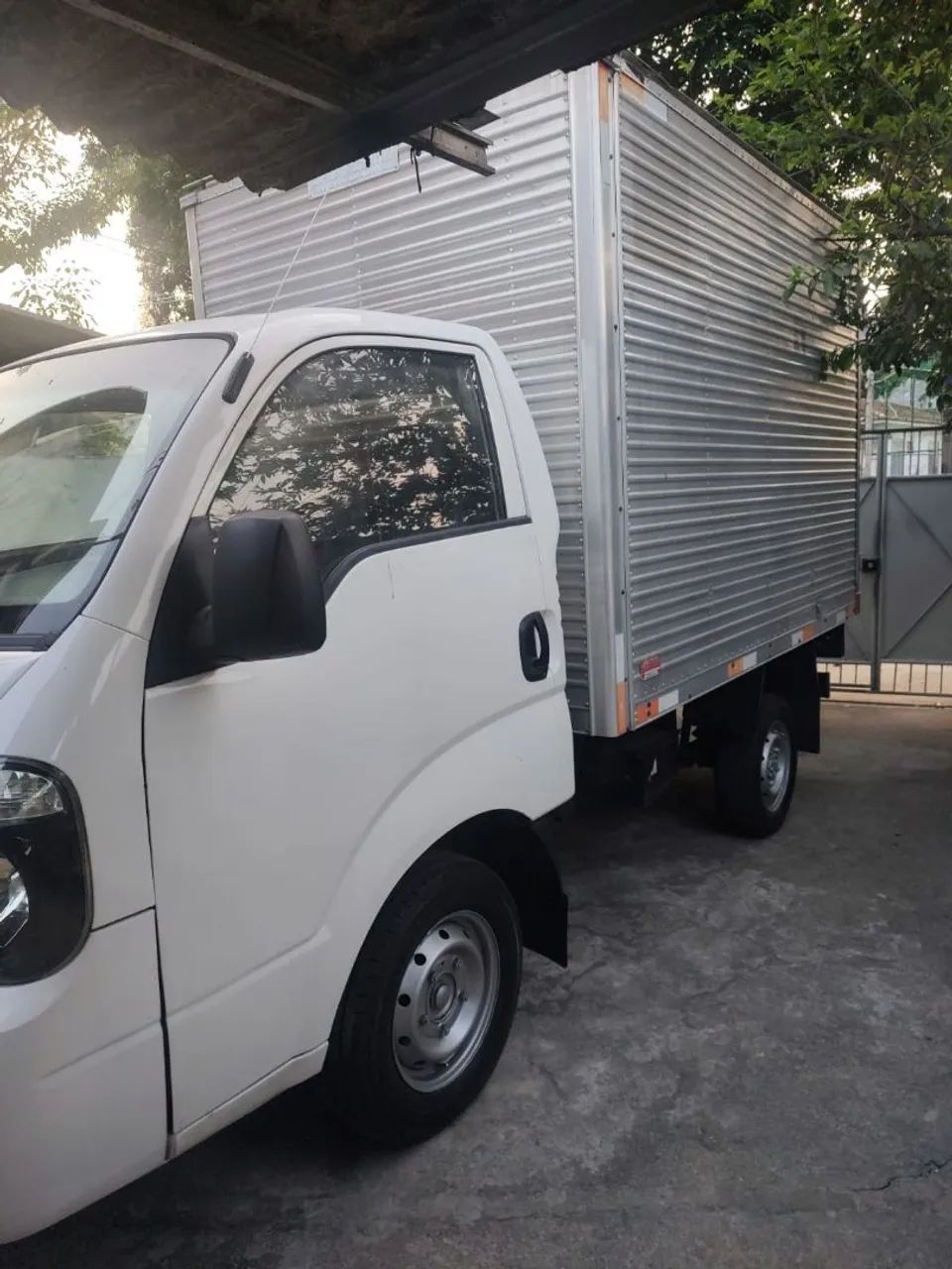KIA Bongo Bongo K-2500 2.5 4x2 TB Diesel 2015