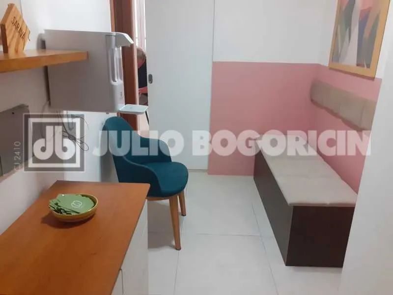 Sala : / Comercial / Catete