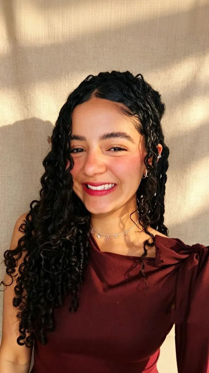 Babá - Cuidadora infantil om experiência 