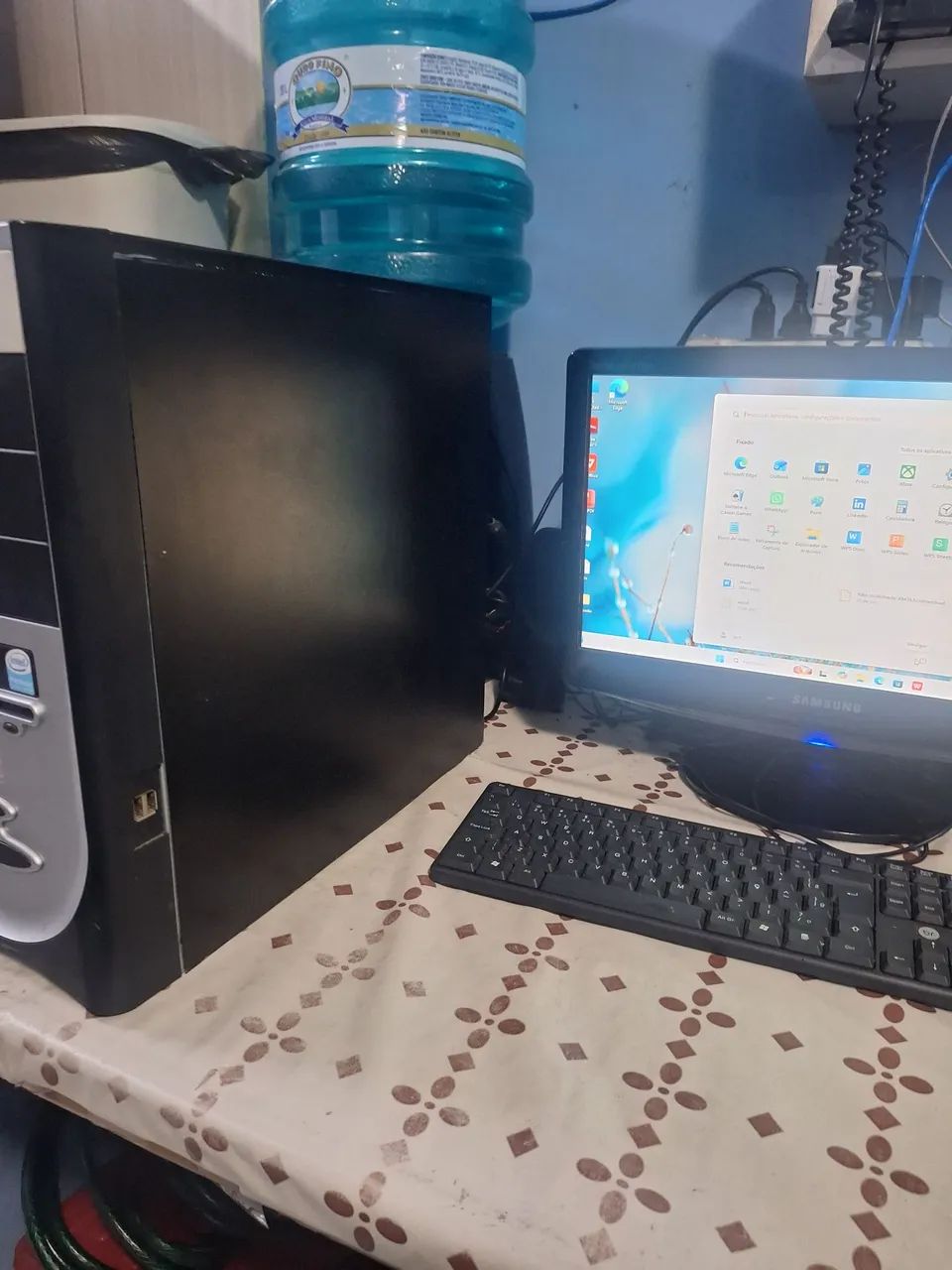 Micro completo com Windows 10 e todos os programas básicos bem rápido 4 Gb de memória - Foto 2
