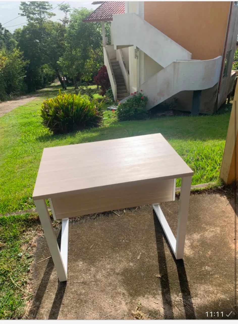 Bancada pra computador. Dois meses de uso. Preço R$300 - Foto 2