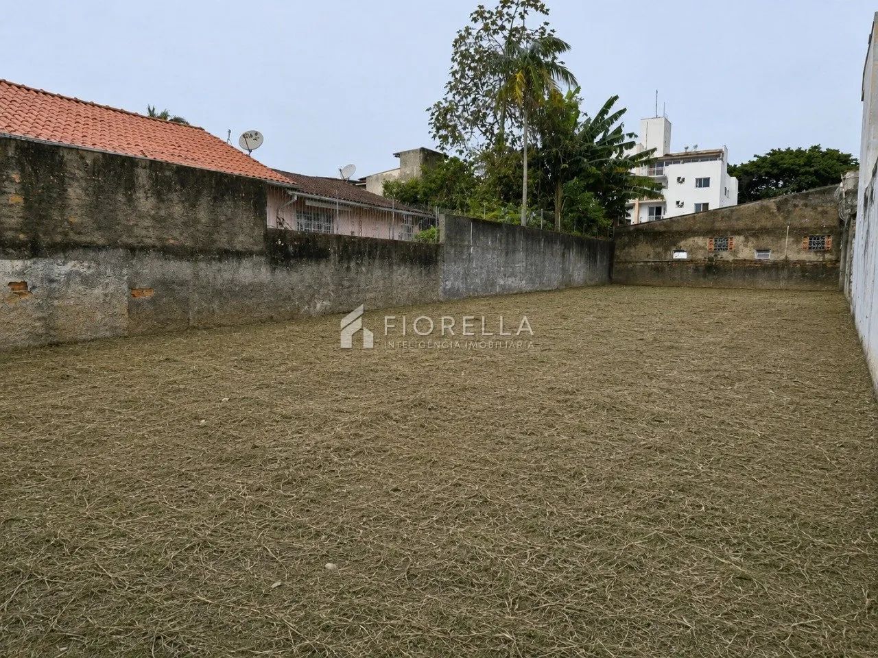 Terreno à venda com 300m² em Capoeiras, Florianópolis/SC. - Foto 5