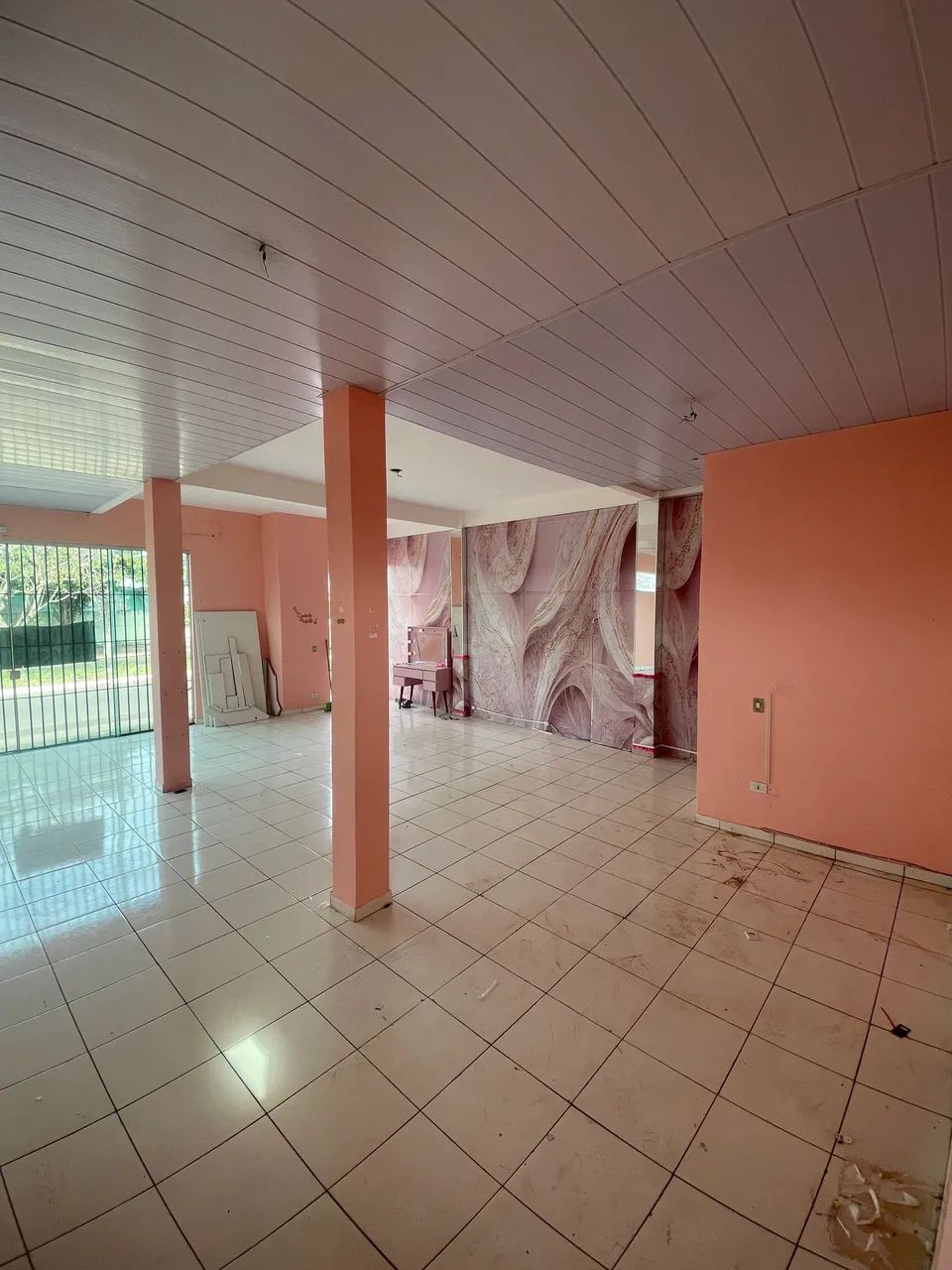 Salão comercial na avenida panambi Vera 