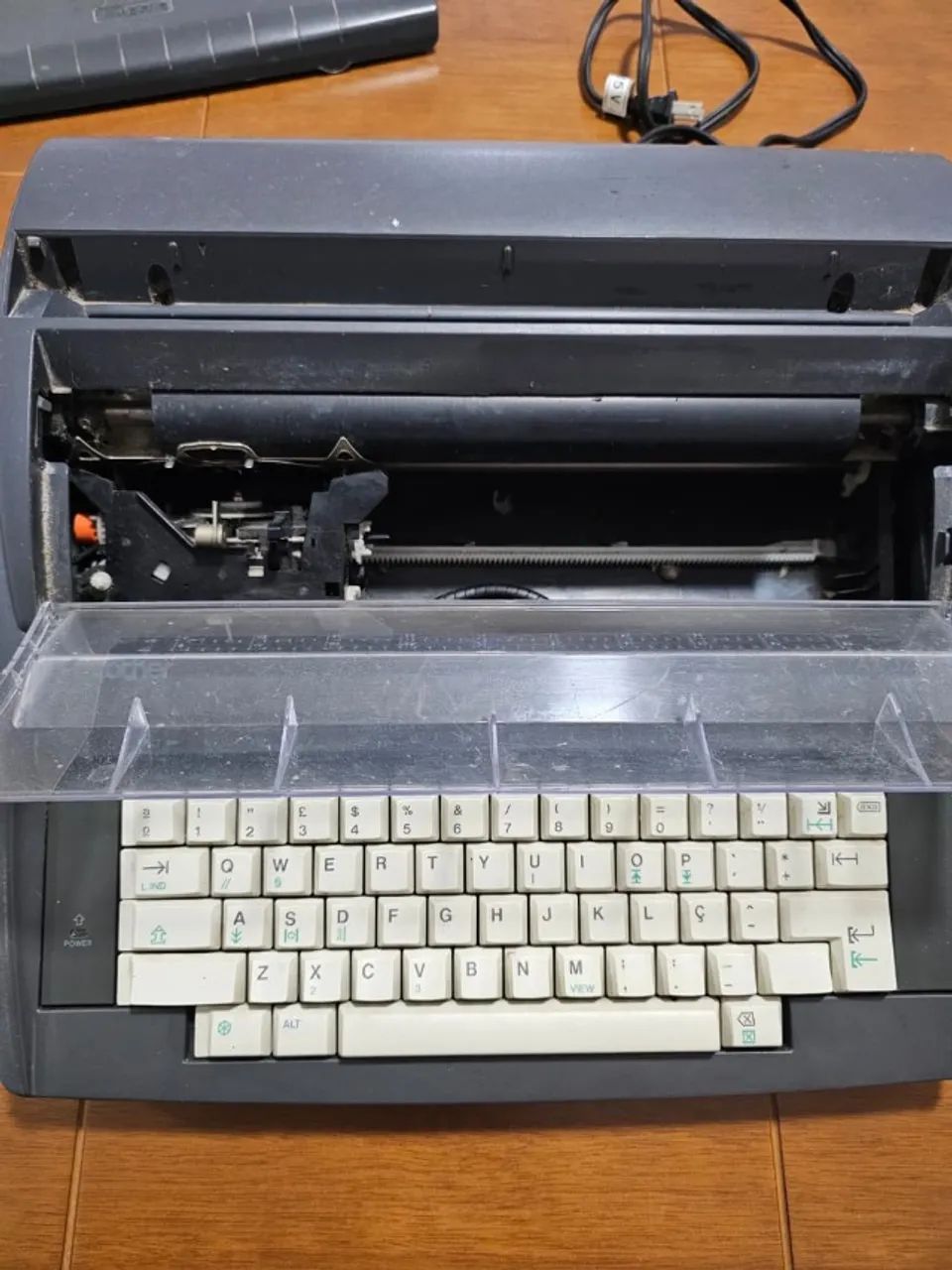 Máquina de Escrever Elétrica Brother AX-325 - Vintage - Foto 5