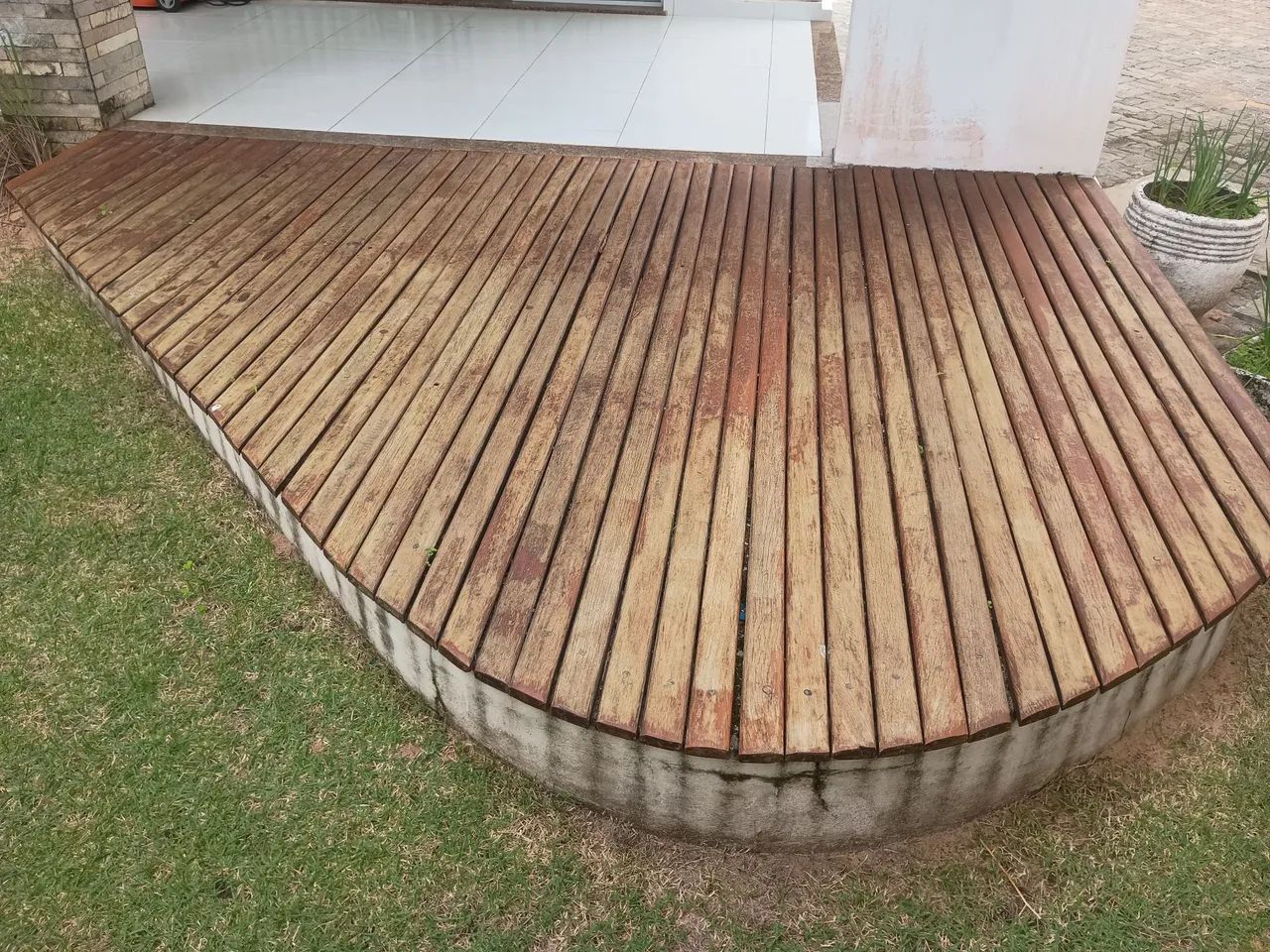 Madeira para Deck 