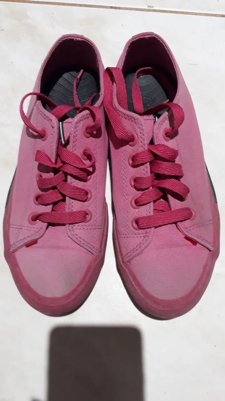 Tênis Coca Cola Rosa  número 37
