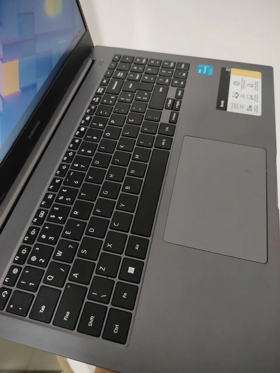VENDO NOTEBOOK Samsung BOOK - INTEL CELERON - Foto 2