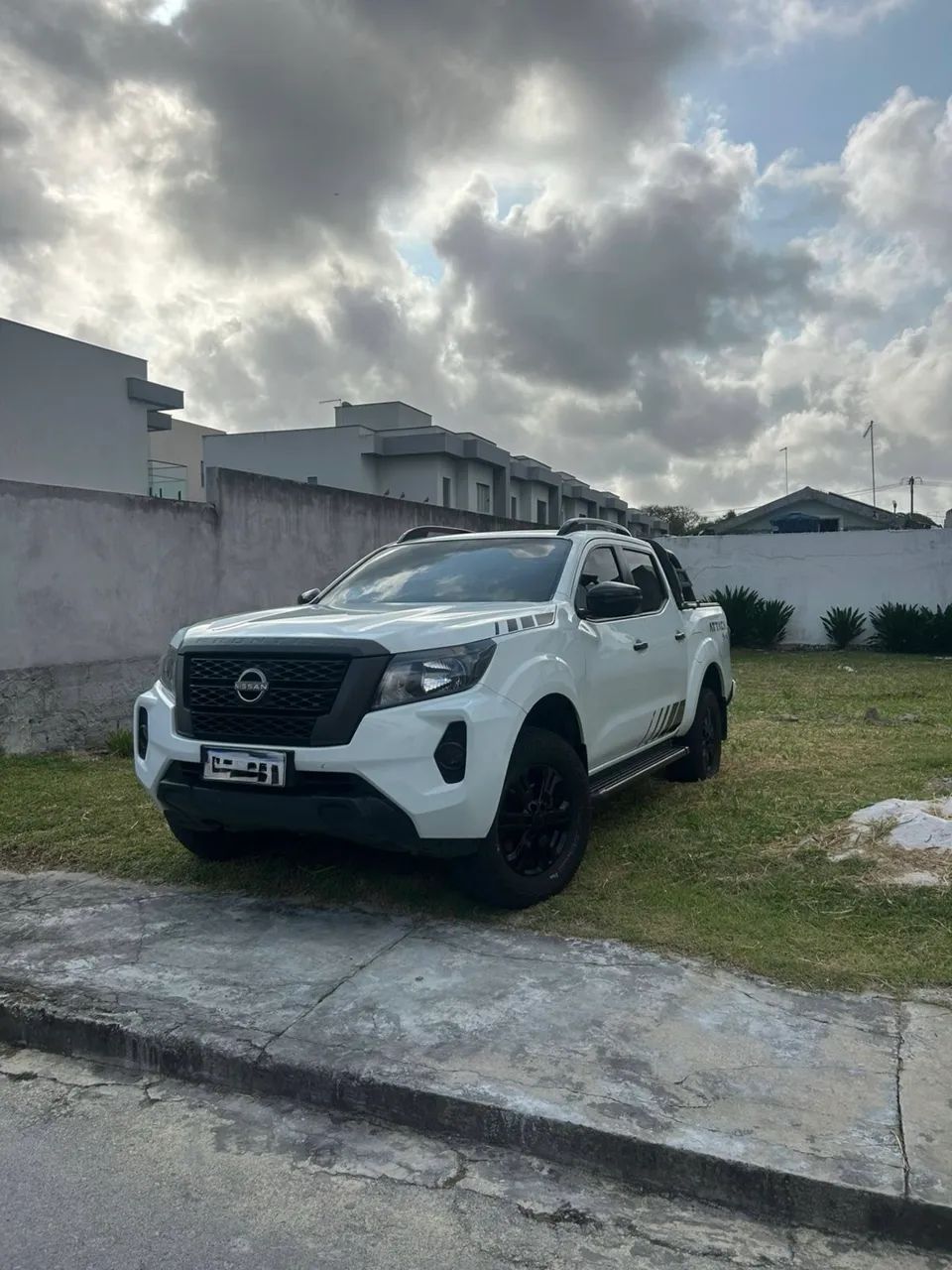 Nissan Frontier Frontier ATTAC.CD 4x4 2.3 Bi-TB Die. Aut 2024
