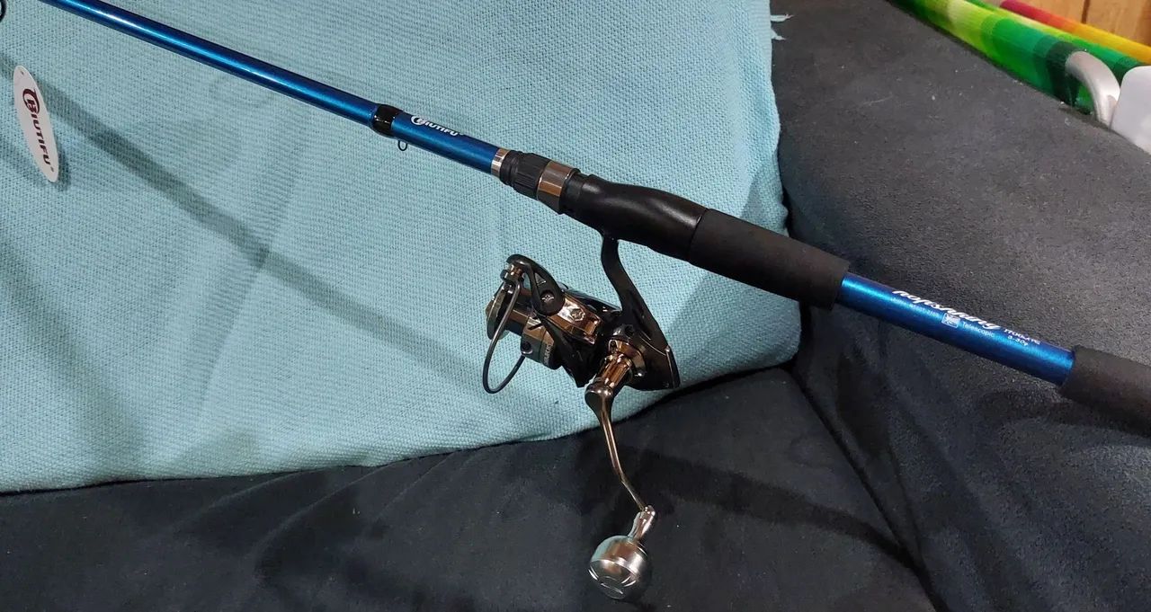 Conjunto de pesca NOVO vara e molinete  - Foto 4