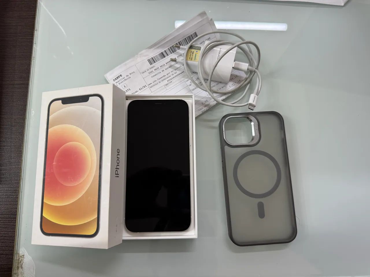 Iphone 12 64 gigas zero/com nota fiscal - Celulares e Smartphones