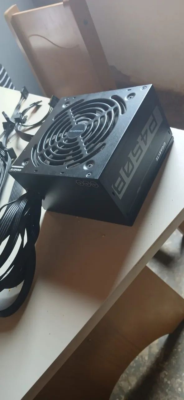 Fonte Gigabyte p450 - Foto 2