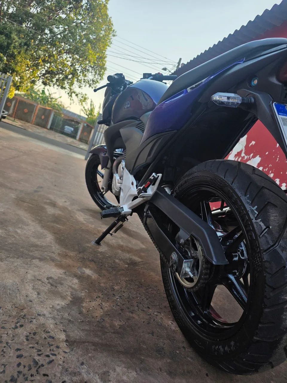 CB 300 - Foto 4