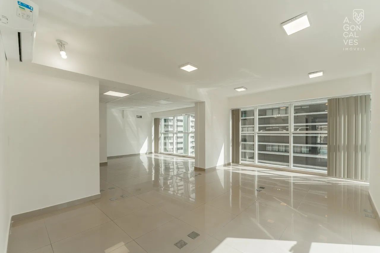 Sala Comercial no Bertec Office, 3 Salas Unificadas, Layout Flexível, Batel, Curitiba