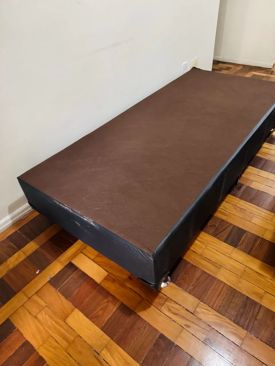 Box solteiro