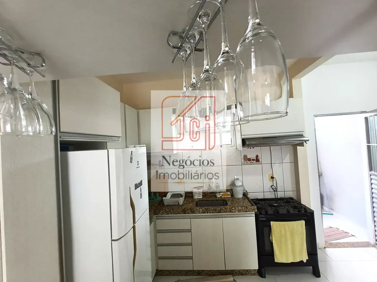 APARTAMENTO MOBILIADO PRÓXIMO À PRAIA - Foto 5