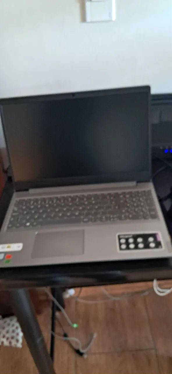 Vendo lindo notebook Lenovo - Foto 4