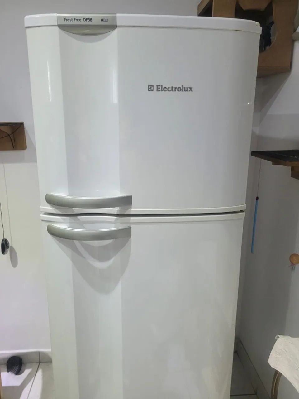 Geladeira Eletrolux DF 380 Litros Freezer