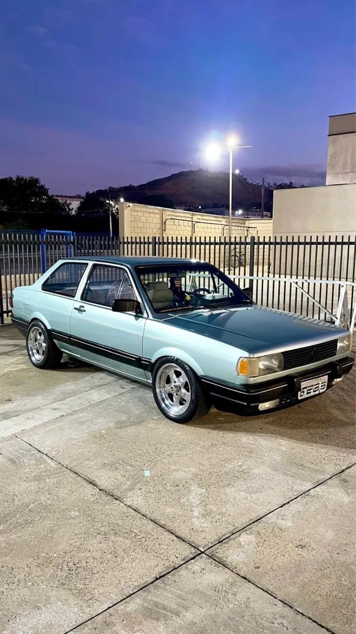 Volkswagen Voyage GL/ Special 1.6/ 1.8 (álcool) 1991